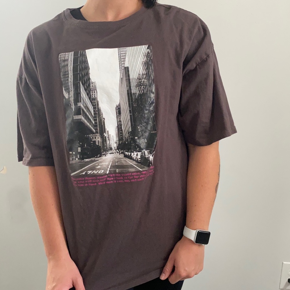 Graphic T